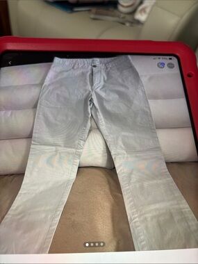 Calvin Klein Light Gray Men's jeans, sz 30”wx32”l , great condition